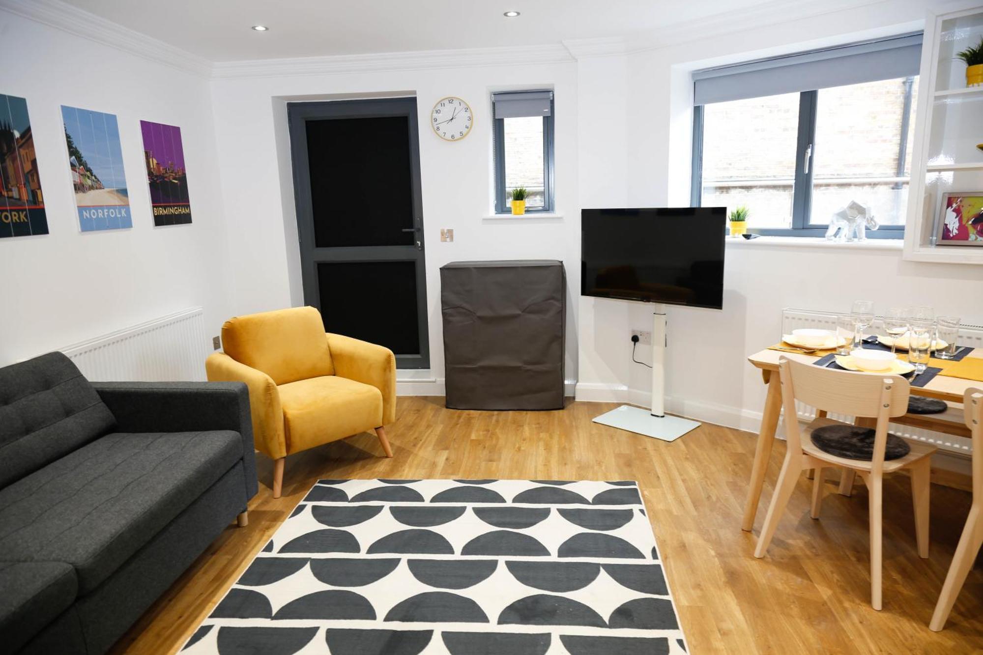 New Luxury Apartments In Central Location Next To Shops, Cafes, Bars & Metro London Exterior photo